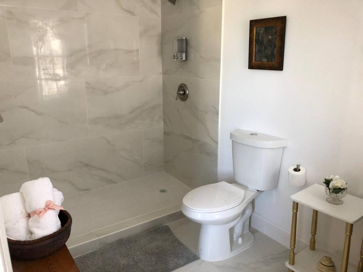 Private Suite Mins From Mia Free Parking Miami Eksteriør billede